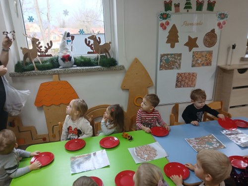 Ozdabianie pierniczków (2)