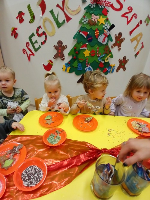 Ozdabianie pierniczków (27)