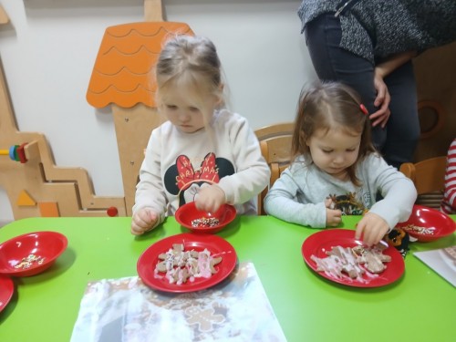 Ozdabianie pierniczków (6)