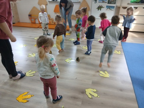 Dzień dinozaura (2)