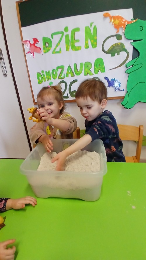 Dzień dinozaura (25)