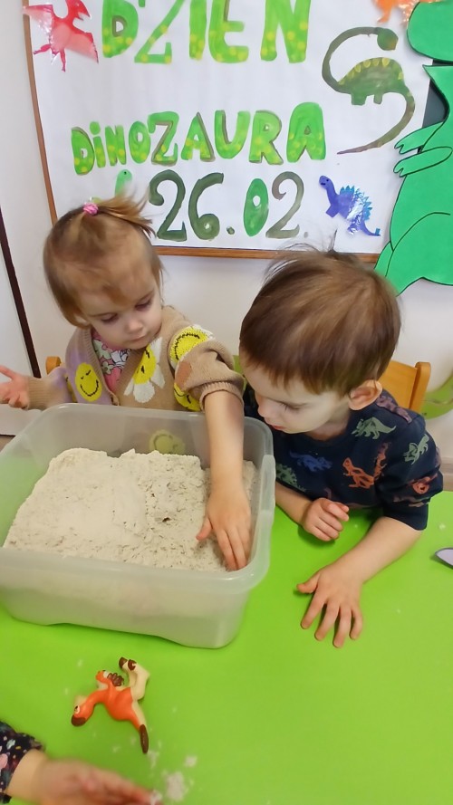 Dzień dinozaura (28)