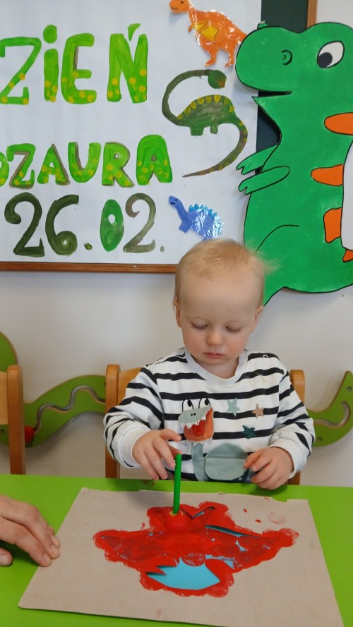 Dzien-dinozaura-307a7b7dc29345e2a0.jpg
