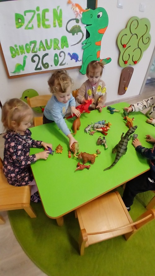Dzień dinozaura (5)