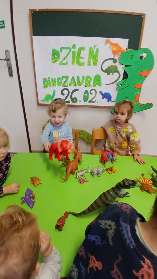 Dzień dinozaura (7)